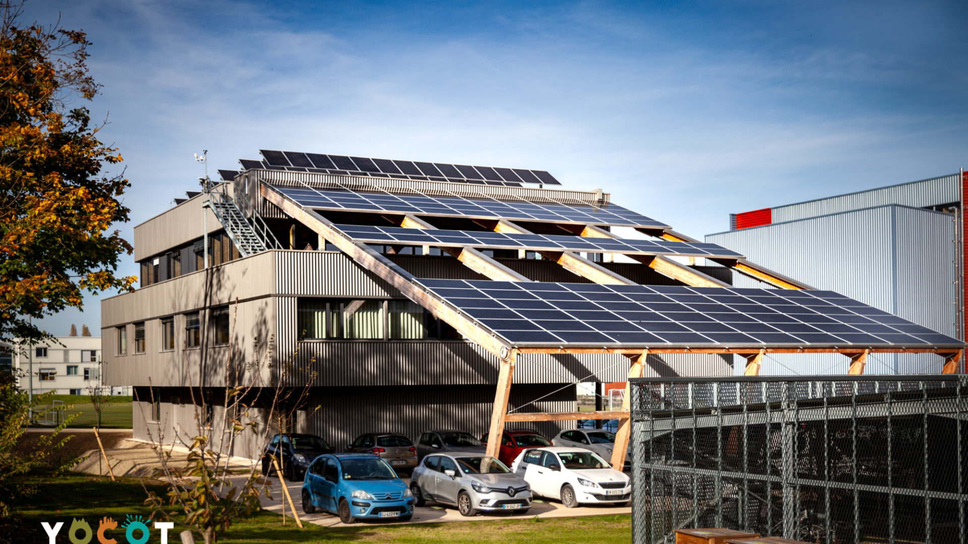 Inauguration d'un bâtiment énergie positive à Savoie Technolac