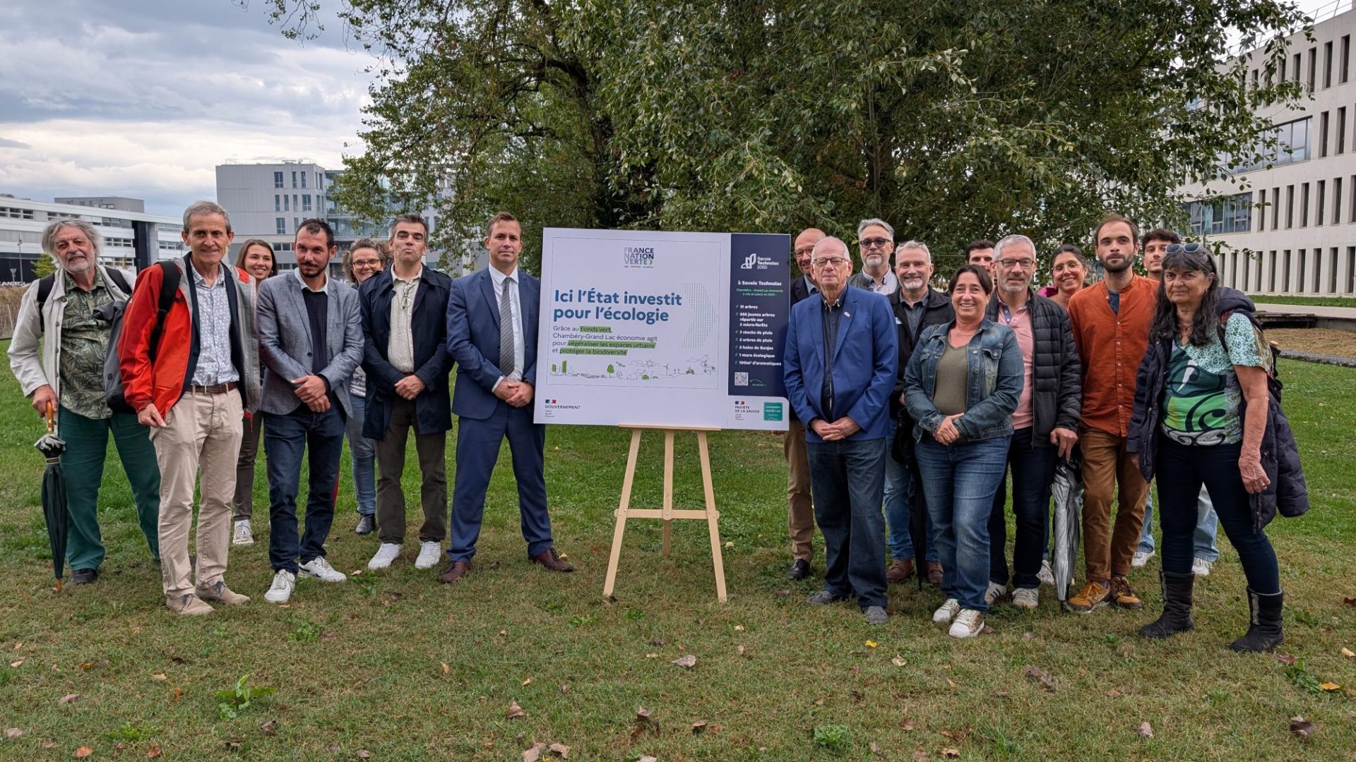 895 jeunes arbres, une mare écologique, 3 stocks de pluie… :de nouveaux aménagements biodiversité inaugurés à Savoie Technolac